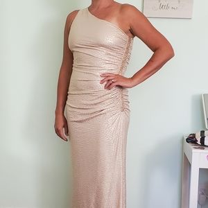 Laundry by Shelli Segal size 12 one shoulder gown